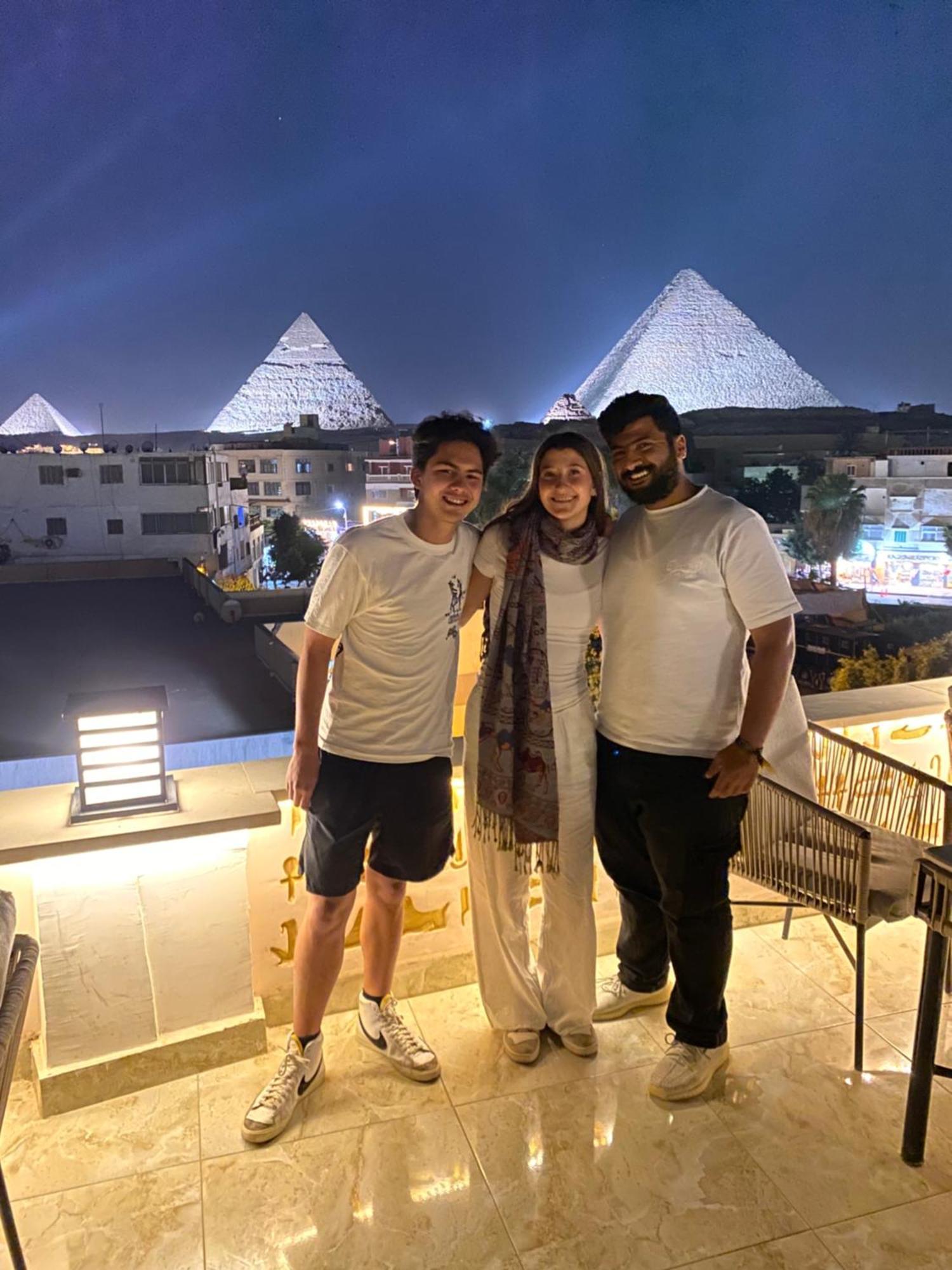 Queen Ash Pyramid View Inn Kafret el-Gabal Exteriör bild